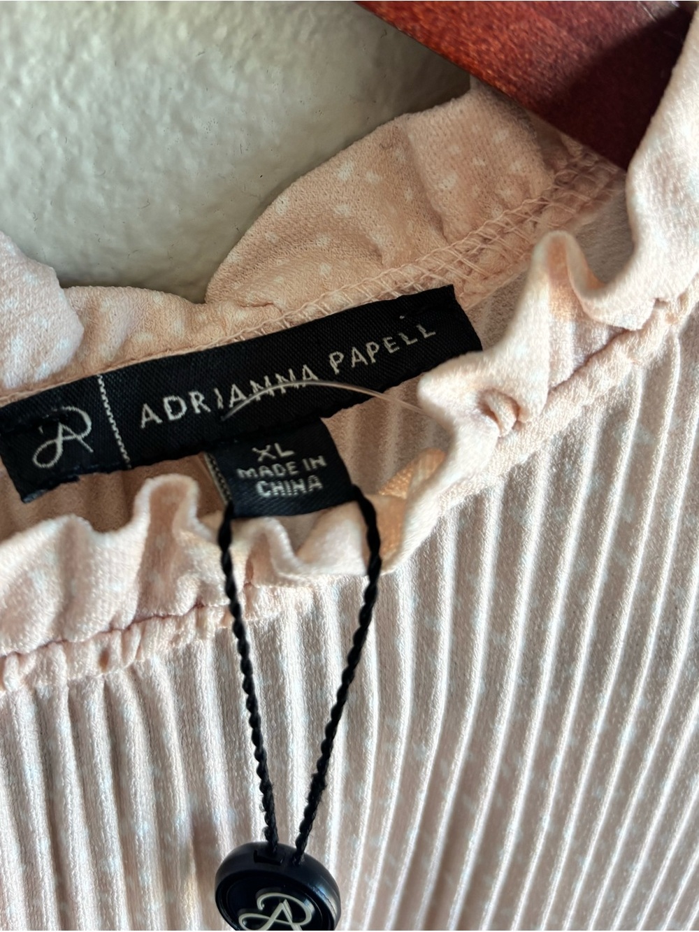Light Pink Short Sleeve Pleated Blouse - Picture 5 of 7